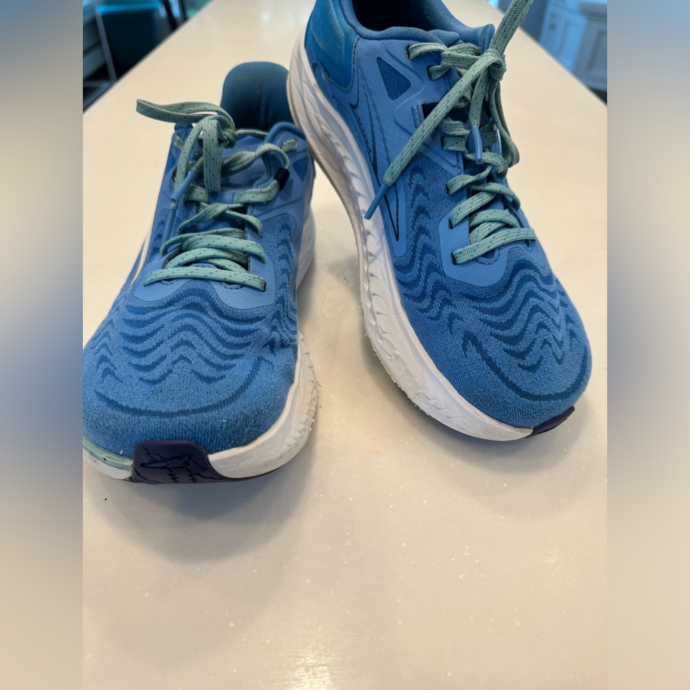 Altra Torin 7 women’s running shoes size 8
